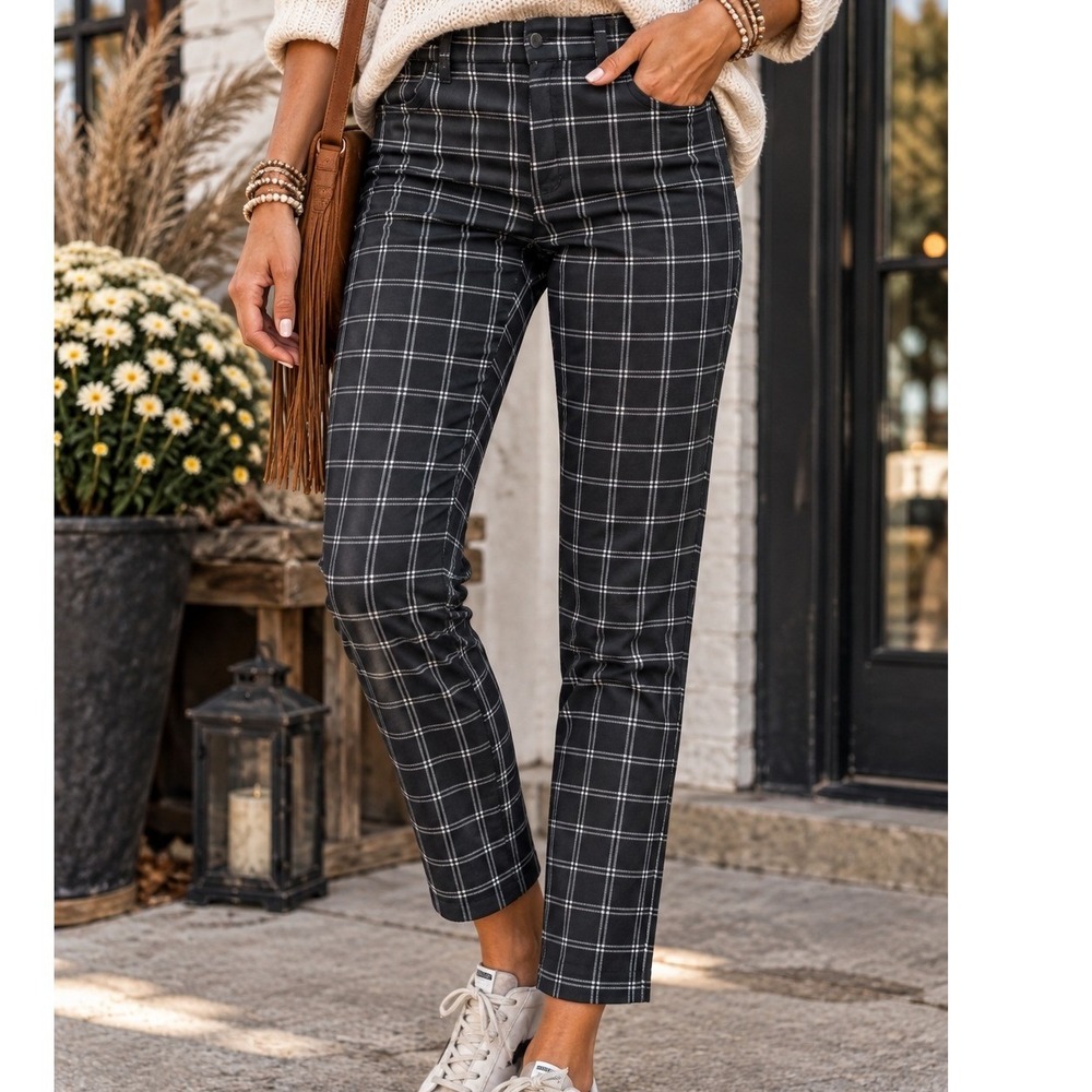 Old Navy Pixie Skinny High Rise Pants Black White Windowpane Plaid Size 4 Crop